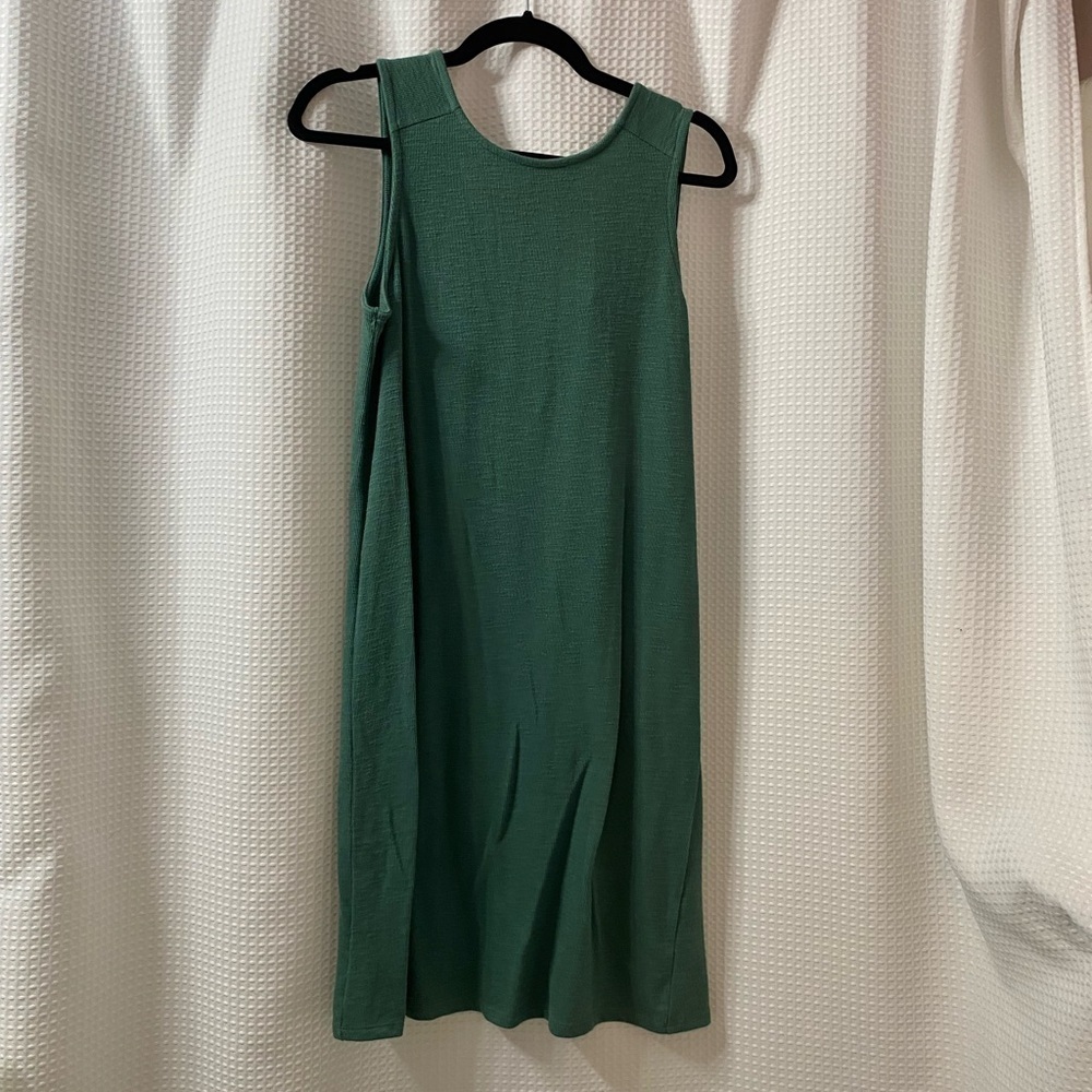 NWOT Caslon Button Back Dress